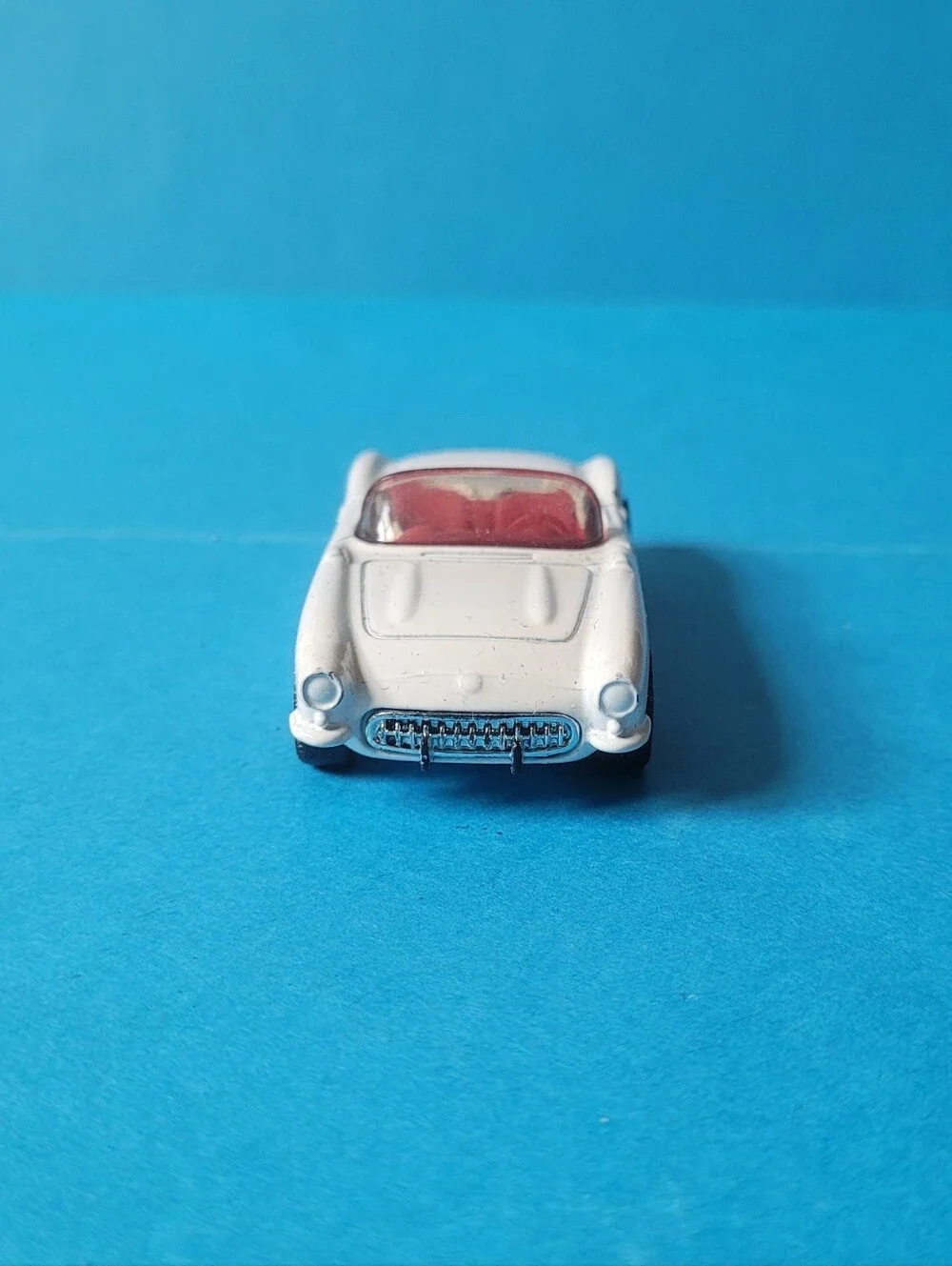 Matchbox 1957 Chevrolet Corvette Conver 1998.